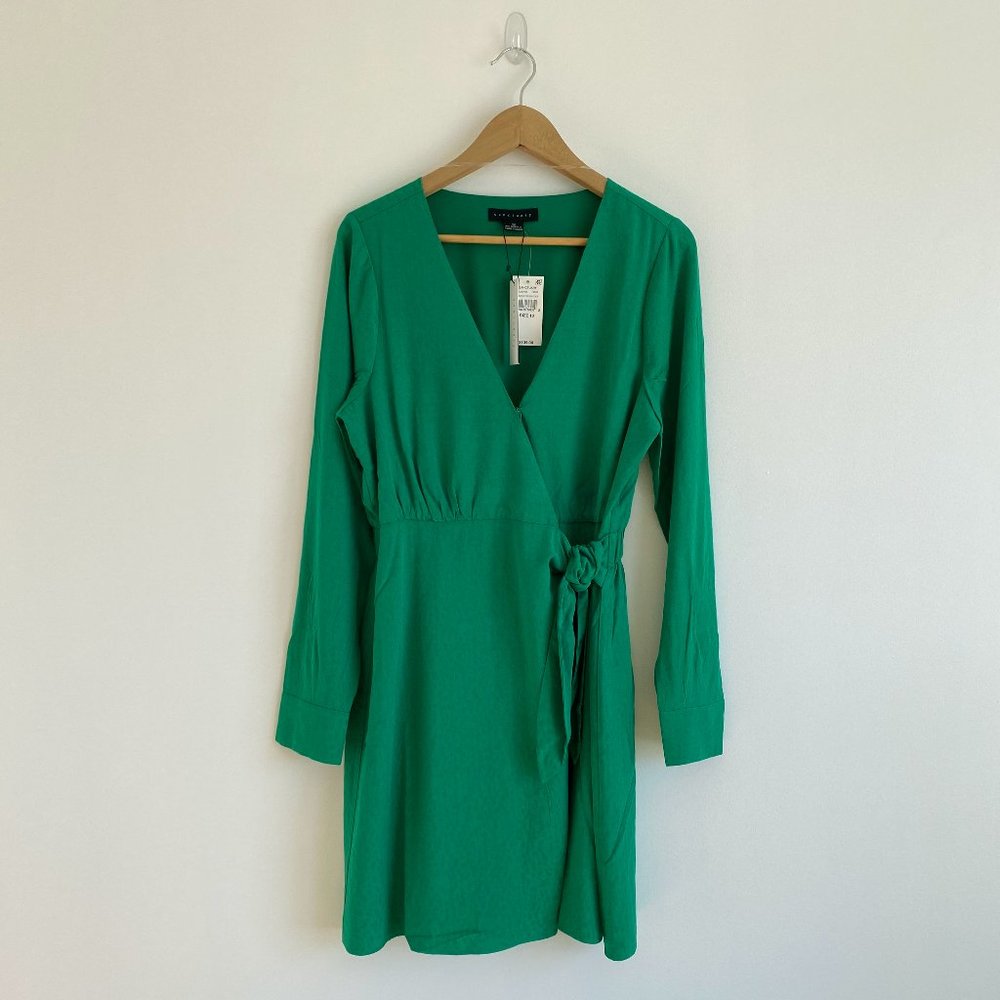 Sanctuary Green Wrap Casual Dress, Long Sleeve, V-neck, Ties at waist, Lined - Picture 1 of 8